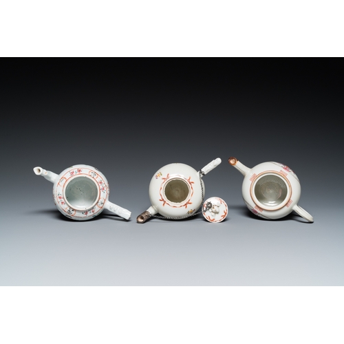 236 - Five Chinese famille rose teapots, Yongzheng/QianlongL.: 19,5 cm - H.: 11 cm (the largest)... 