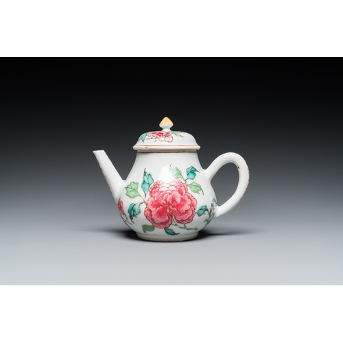 237 - A Chinese famille rose 'peony' teapot and cover, YongzhengL.: 15 cm - H.: 11 cm