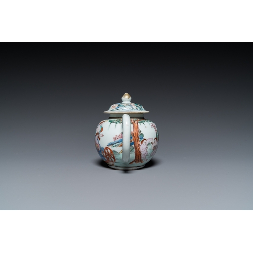 247 - A Chinese famille rose 'Four elements' teapot and cover, QianlongL.: 17 cm - H.: 11,5 cm
 
 Represen... 