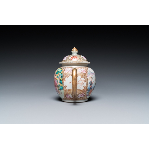 249 - A Chinese famille rose 'Mandarin subject' teapot and cover, QianlongH.: 13,5 cm - L.: 19 cm... 