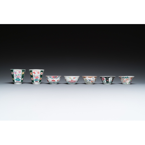 258 - Seven Chinese famille rose cups and saucers, Yongzheng/QianlongDia.: 12,5 cm (the largest saucers) H... 