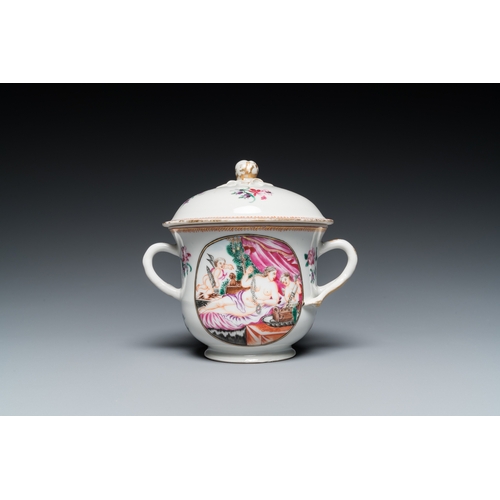 290 - Four pieces of Chinese export porcelain with mythological and romantic subjects, QianlongL.: 14,5 cm... 