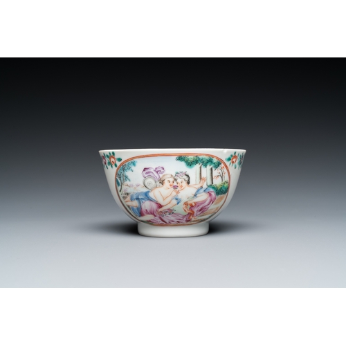 290 - Four pieces of Chinese export porcelain with mythological and romantic subjects, QianlongL.: 14,5 cm... 