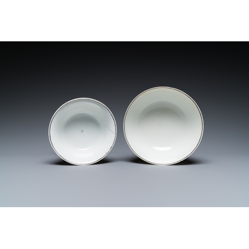 294 - Two fine Chinese famille rose 'European subject' bowls, QianlongDia.: 14 cm - H.: 6,5 cm (the larges... 