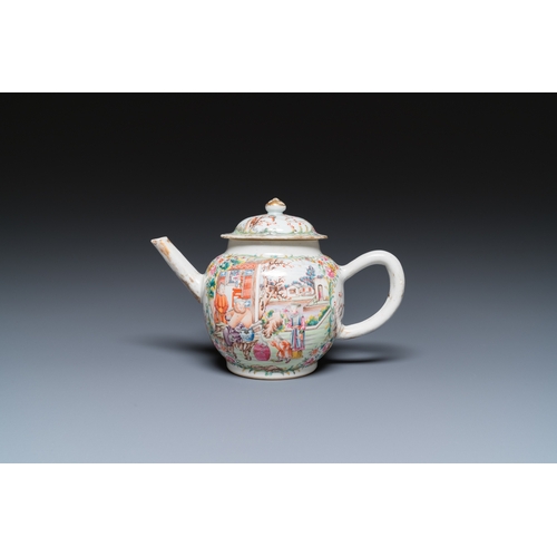 295 - A fine Chinese famille rose 'mandarin subject' teapot and cover, QianlongL.: 19 cm - H.: 13 cm... 