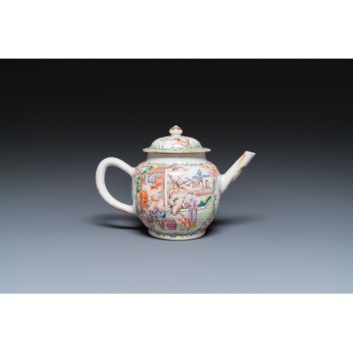 295 - A fine Chinese famille rose 'mandarin subject' teapot and cover, QianlongL.: 19 cm - H.: 13 cm... 