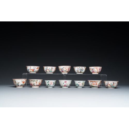 300 - 19 Chinese famille rose cups and 15 saucers, QianlongDia.: 13,5 cm (the largest saucer)L.: 9,5 cm - ... 