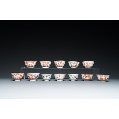 300 - 19 Chinese famille rose cups and 15 saucers, QianlongDia.: 13,5 cm (the largest saucer)L.: 9,5 cm - ... 