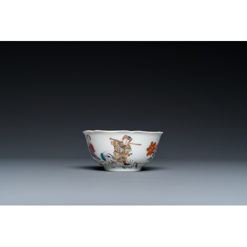 307 - A Chinese famille rose 'elephant rider' cup and saucer, YongzhengDia.: 10 cm (the saucer)Dia.: 6,5 c... 