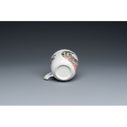 312 - A Chinese famille rose 'European subject' cup and saucer, QianlongDia.: 13,5 cm (the saucer)L.: 9 cm... 