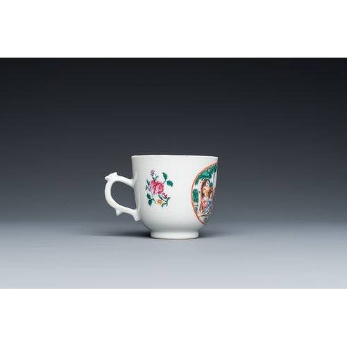 312 - A Chinese famille rose 'European subject' cup and saucer, QianlongDia.: 13,5 cm (the saucer)L.: 9 cm... 