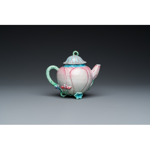 314 - A Chinese famille rose 'lotus' teapot and cover, YongzhengL.: 15 cm - H.: 13 cm
 
 Condition: (UV-ch... 