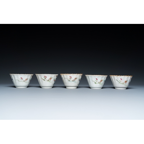 319 - Five Chinese famille rose cups and saucers with a heron eating a fish, QianlongDia.: 12 cm (the sauc... 