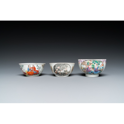 335 - Three Chinese export porcelain cups and saucers, QianlongDia.: 13,5 cm (the largest saucer) Dia.: 10... 