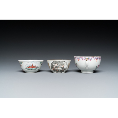 335 - Three Chinese export porcelain cups and saucers, QianlongDia.: 13,5 cm (the largest saucer) Dia.: 10... 