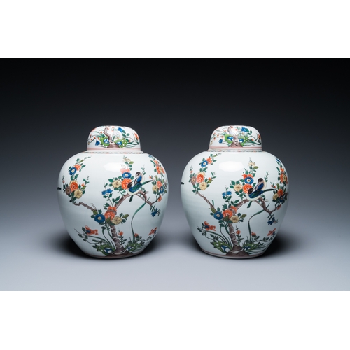 346 - A Chinese famille rose 'Fort Folly' plate and a pair of Samson famille verte-style jars and covers, ... 