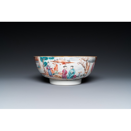 355 - A varied collection of Chinese porcelain, Kangxi/QianlongDia.: 26 cm - H.: 11 cm (the bowl)Dia.: 23,... 