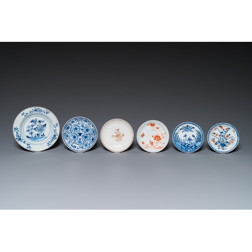 363 - A varied collection of Chinese porcelain, Kangxi and laterDia.: 16 cm (the plate) Dia.: 14,5 cm - H.... 