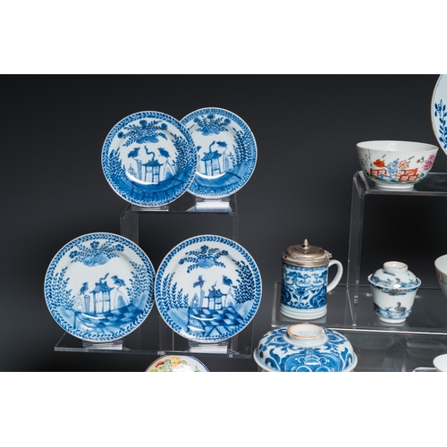 363 - A varied collection of Chinese porcelain, Kangxi and laterDia.: 16 cm (the plate) Dia.: 14,5 cm - H.... 