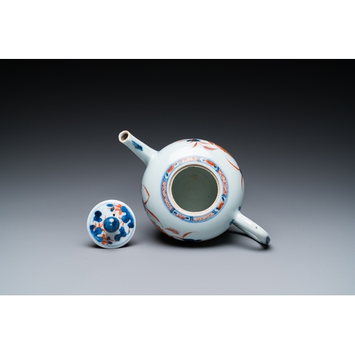 371 - Eleven Chinese famille rose and Imari-style plates and a teapot with cover, Kangxi/QianlongDia.: 22,... 