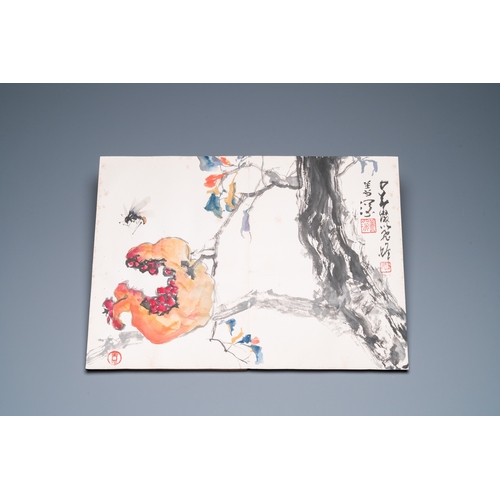 382 - Chinese school: An album of twelve paintings with signatures of celebrities, a.o. Zhao Shaoang è¶å°... 