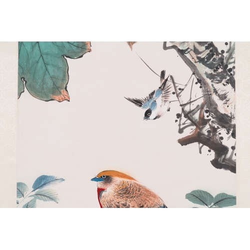 388 - Attributed to Yan Bolong é¡ä¼¯é¾ (1898-1955): 'Birds', ink and colour on paperDim.: 219 x 49,5 cm ... 