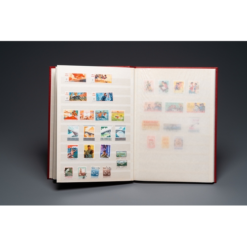 447 - An album of Chinese postal stamps, 20th C.Various dimensions.