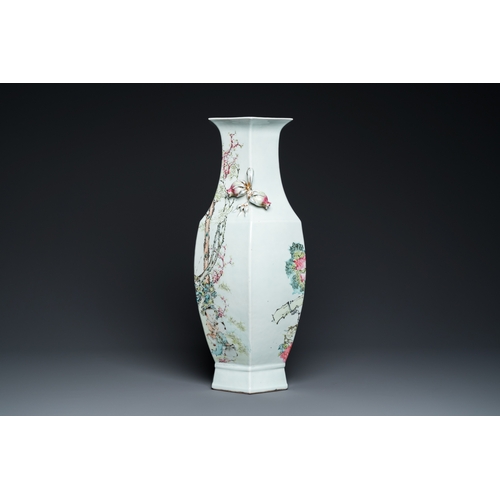 490 - A fine Chinese hexagonal qianjiang cai vase, signed Ma Qingyun é¦¬æ¶é², dated 1917H.: 58,5 cm... 