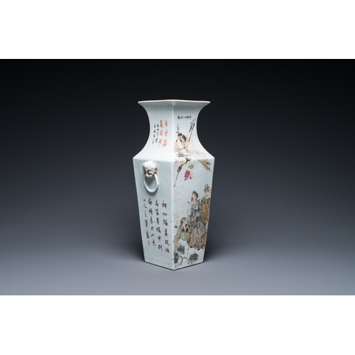 491 - A Chinese square qianjiang cai vase, signed Ma Qingyun é¦¬æ¶é², dated 1914H.: 40,5 cm... 