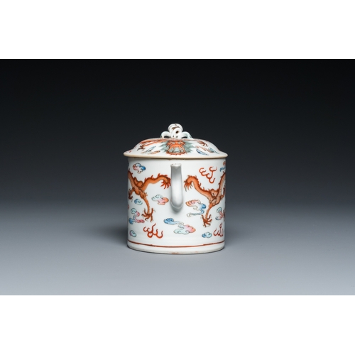 512 - A Chinese famille rose teapot and cover with dragons among clouds, Qingwan æ¸ç© mark, 19th C.L.: 1... 