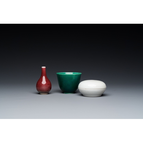 540 - A Chinese monochrome copper-red vase, a green anhua 'dragon' cup and a white-glazed box and cover, 1... 