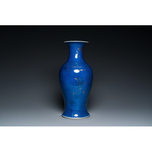 555 - A Chinese gilt-decorated powder blue-ground vase, 18/19th C.H.: 44 cm