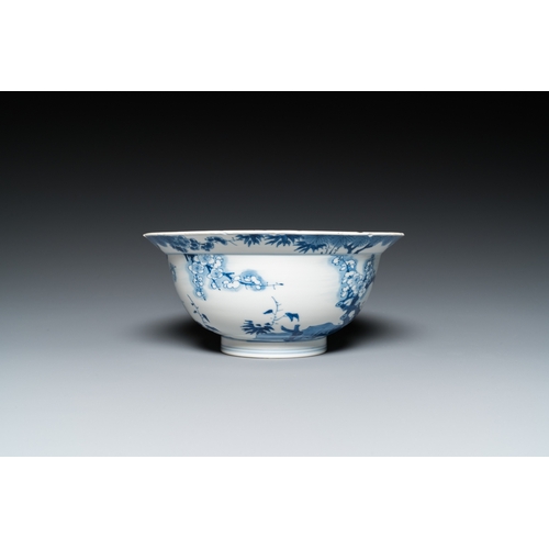 603 - A Chinese blue and white bowl with cherry blossom design, KangxiDia.: 20,5 cm - H.: 9,5 cm... 