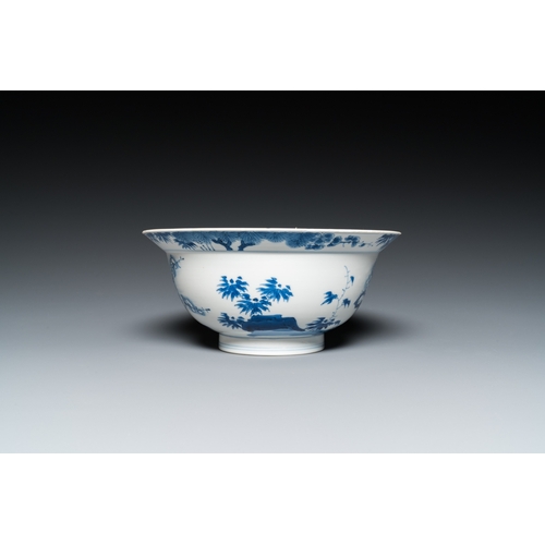 603 - A Chinese blue and white bowl with cherry blossom design, KangxiDia.: 20,5 cm - H.: 9,5 cm... 