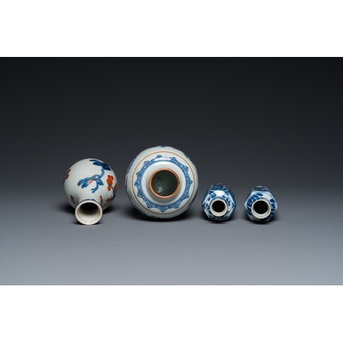 606 - Three Chinese blue and white vases and an Imari-style vase, KangxiH.: 15,5 cm (the tallest)... 