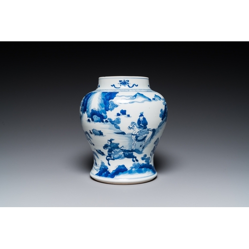 620 - A Chinese blue and white 'Mongolian hunt' jar with wooden cover, KangxiH.: 31,5 cm (incl. the cover)... 