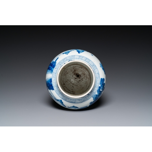 620 - A Chinese blue and white 'Mongolian hunt' jar with wooden cover, KangxiH.: 31,5 cm (incl. the cover)... 