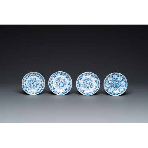 630 - Twelve Chinese blue and white saucers and eight cups, KangxiDia.: 13,5 cm (the largest saucer)Dia.: ... 