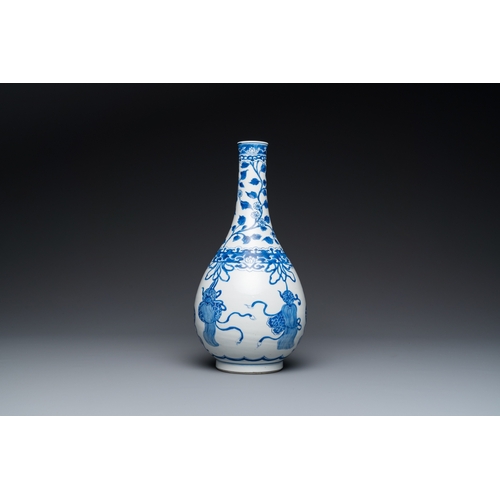 640 - A Chinese blue and white bottle vase, KangxiH.: 30 cm