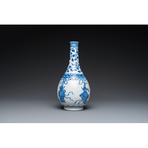 640 - A Chinese blue and white bottle vase, KangxiH.: 30 cm