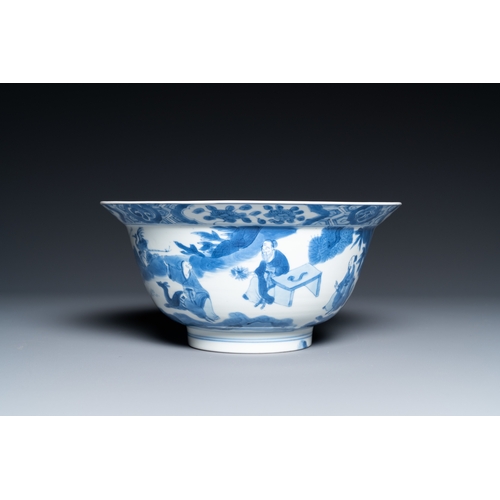 664 - A Chinese blue and white 'klapmuts' bowl, Kangxi mark and of the periodDia.: 20,5 cm - H.: 10 cm
 
 ... 