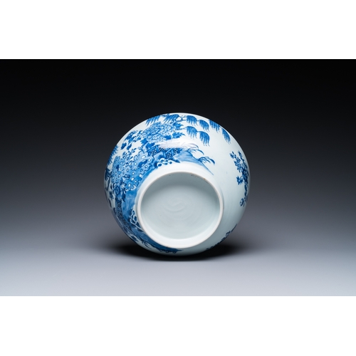 687 - A varied collection of Chinese porcelain, Kangxi/QianlongDia.: 26,5 cm - H.: 11 cm (the bowl)H.: 13,... 