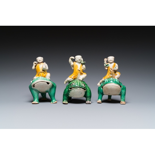 704 - Three Chinese verte biscuit sculptures of Liu Hai on the three-legged toad, KangxiH.: 15 cm
 
 Prove... 