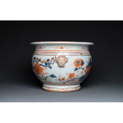 724 - A large oval Chinese Imari-style fish bowl, KangxiL.: 53,5 cm - W.: 49,5 cm - H.: 35,5 cm... 