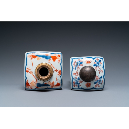 729 - Two Chinese Imari-style square bottles with metal mounts, KangxiH.: 26 cm (the tallest)... 