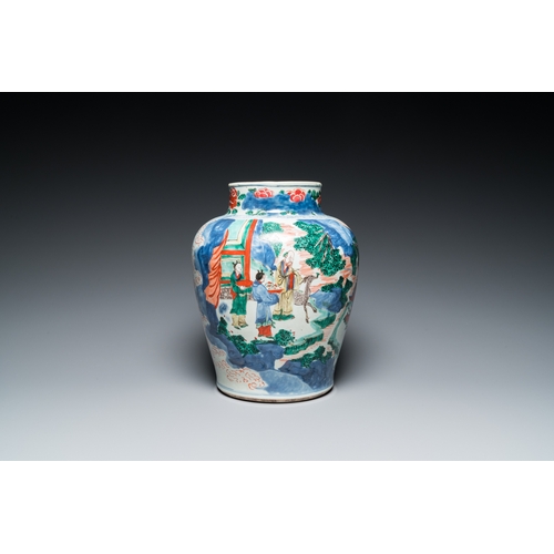 736 - A Chinese wucai 'Eight immortals' vase, Transitional periodH.: 31,5 cm