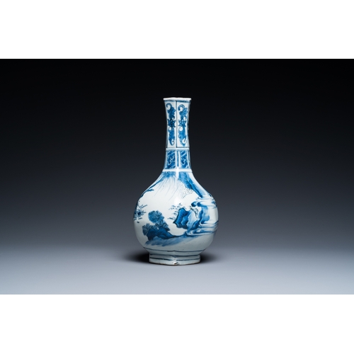 744 - A Chinese blue and white 'Wang Xizhi' bottle vase, Transitional periodH.: 27,5 cm