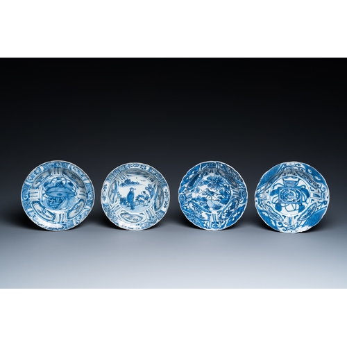 756 - Four Chinese blue and white kraak porcelain klapmuts bowls, WanliDia.: 15 cm - H.: 4,5 cm... 