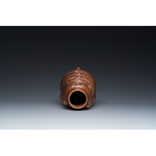 773 - A Chinese monochrome brown-glazed vase, SongH.: 22,5 cm
 Provenance:- A Belgian private collection.-... 