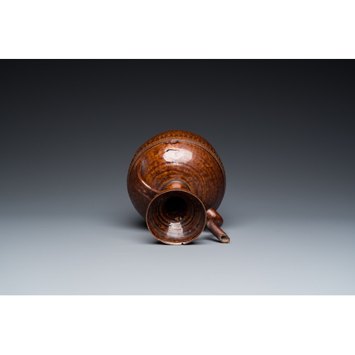 779 - A Chinese brown-glazed ewer, SongH.: 25 cm